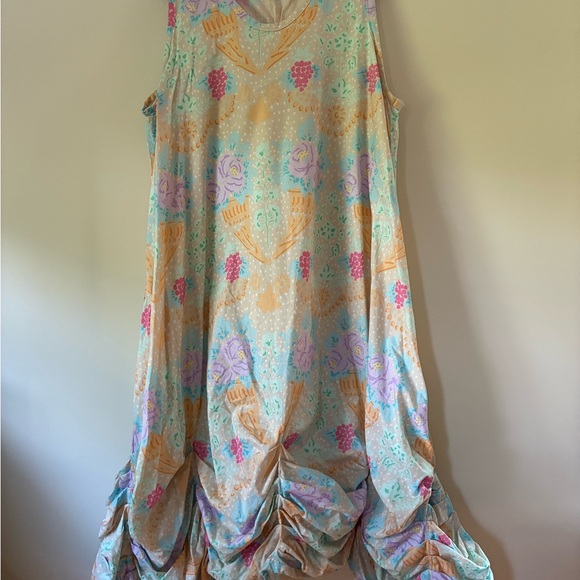 Tina Givens Floral print cotton Sleeveless Dress with Ruched Hem - Picture 3 of 10